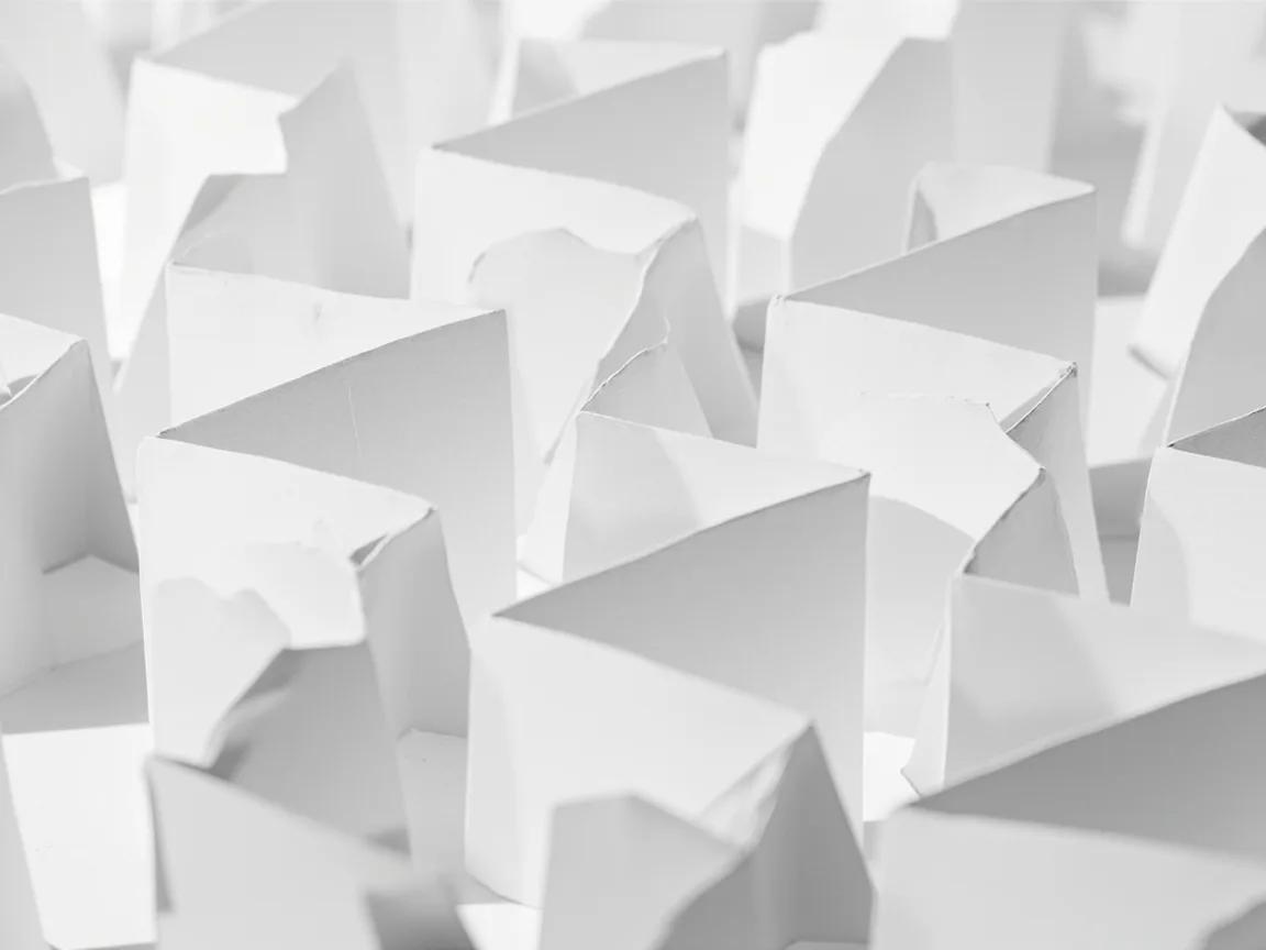 Złóżmy papier w kostkę i zbudujmy z papierowych pudełek